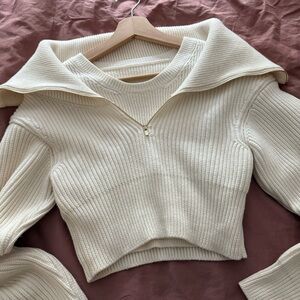 Jacquemus Cream Cropped Wool Sweater